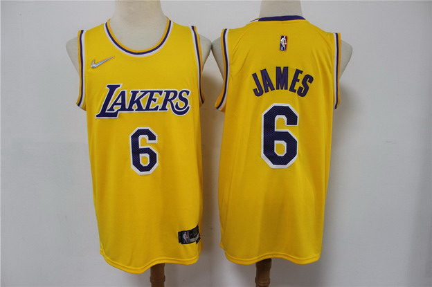 Los Angeles Lakers-332